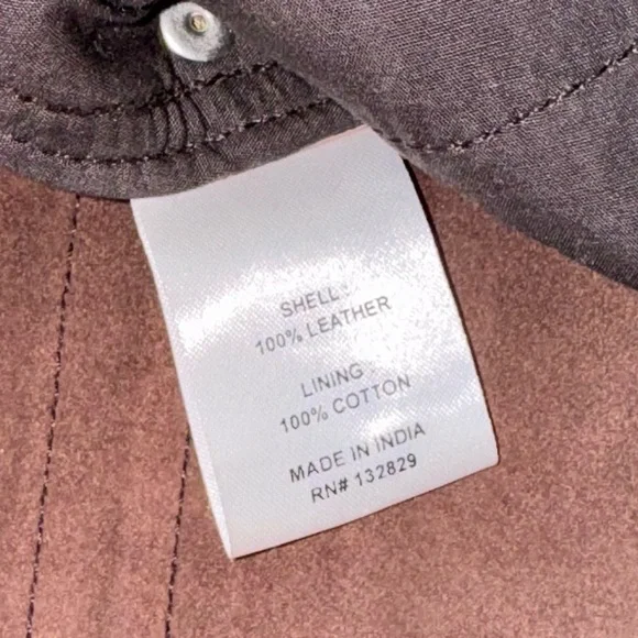 Revolve L’Academie Savon Size Small Dark Brown Leather Shorts Tie Waist Cuffed